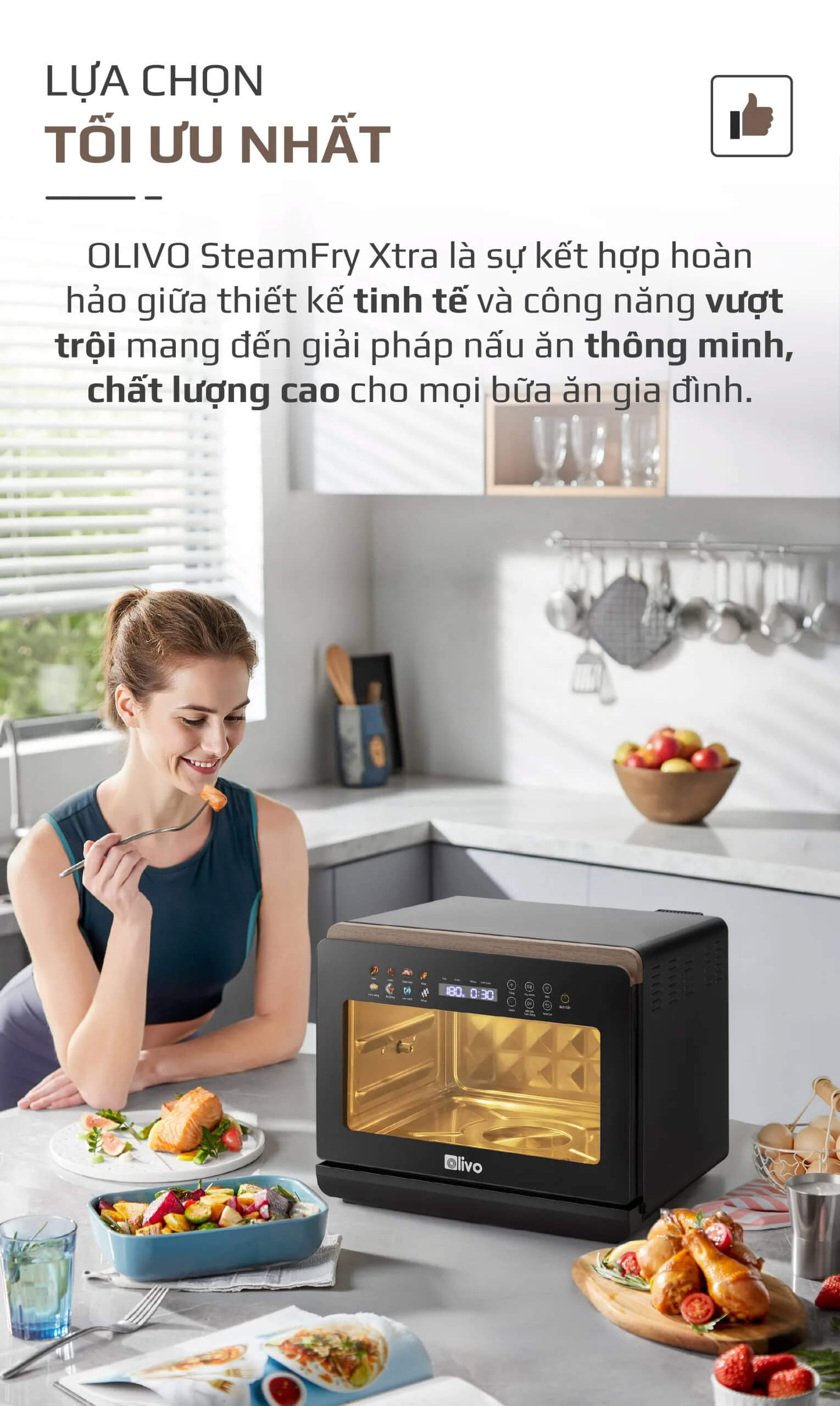 Cửa kính trong suốt, dễ quan sát