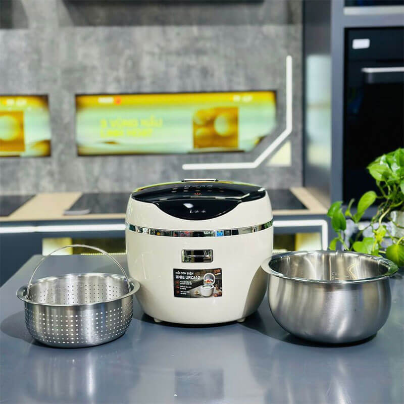 Nồi cơm điện tử UNIE URC612 lòng inox 1.2L - ảnh thực tế