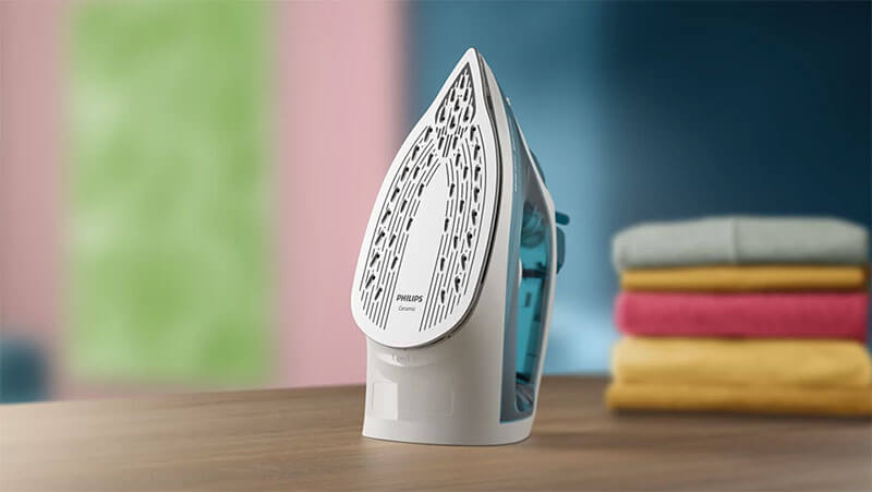 Mặt đế gốm cao cấp – Trượt mượt, giảm ma sát khi ủi