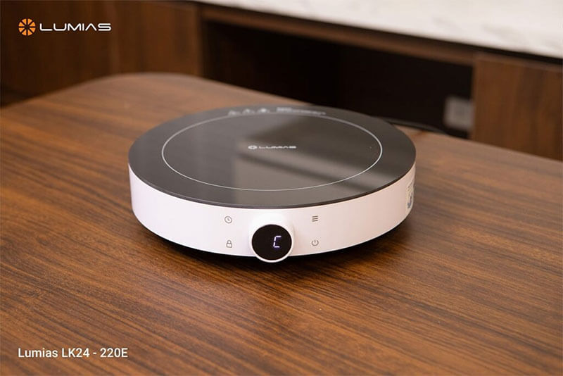 Điều chỉnh nhiệt độ từ 60°C đến 220°C với 9 mức nhiệt