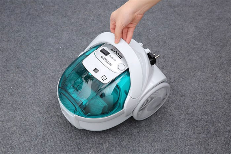 Công suất 1600W mạnh mẽ – Làm sạch nhanh chóng và hiệu quả