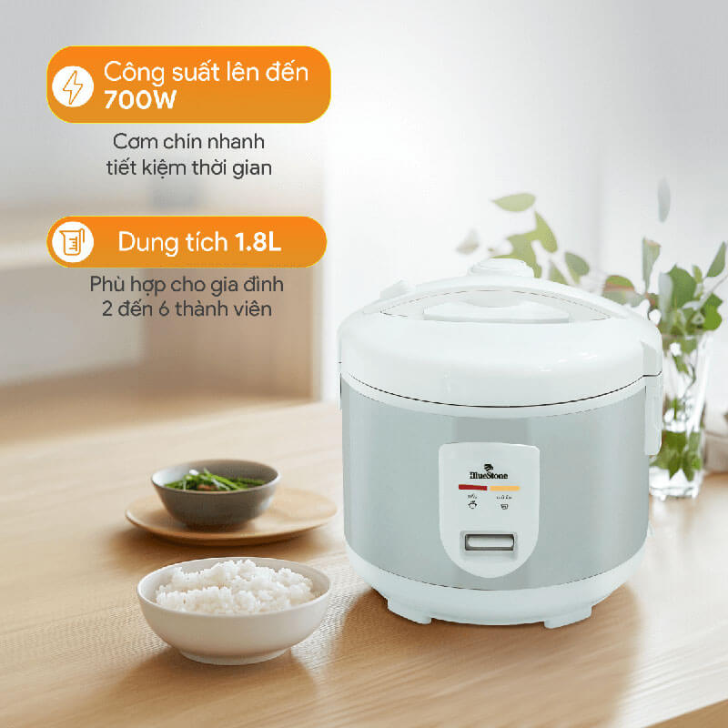 Công suất 700W mạnh mẽ – Nấu cơm nhanh, tiết kiệm thời gian